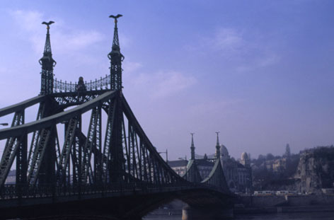 Γέφυρα από την Πέστη